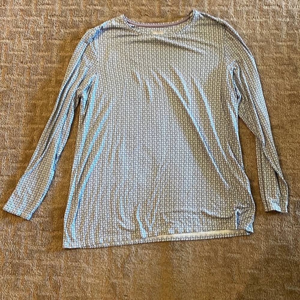 chicos blue patterned blouse, great condition
